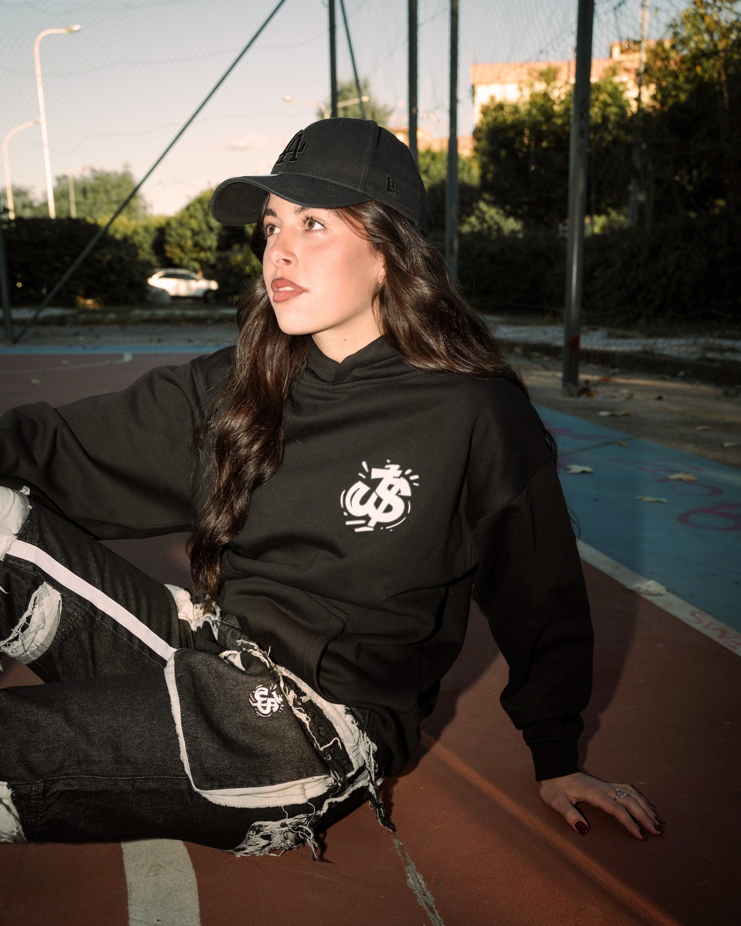 "BLACK" Essential Hoodie